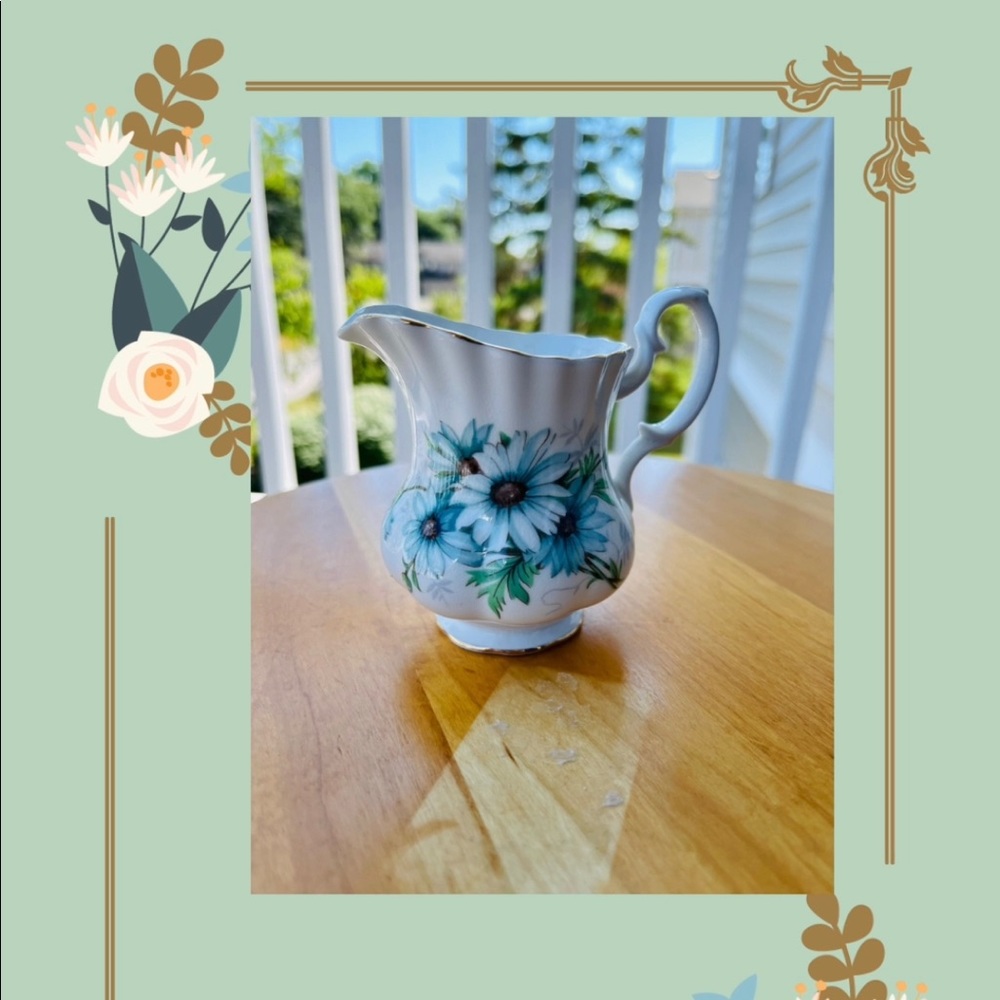 Royal Albert creamer